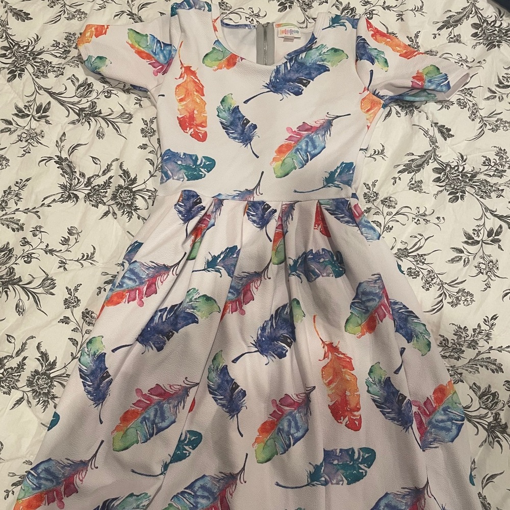 Lularoe Amelia rare feather pattern